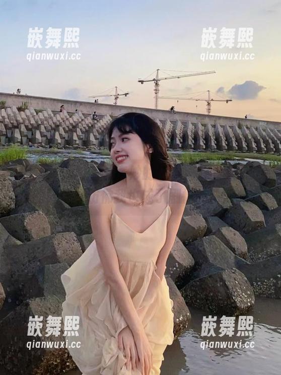 有种奇妙的感觉，观看17c吃瓜的时候，仿佛我也成了剧情的一部分。