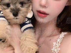 在‘51cg’分享八卦，感觉自己就像个好莱坞影评人！