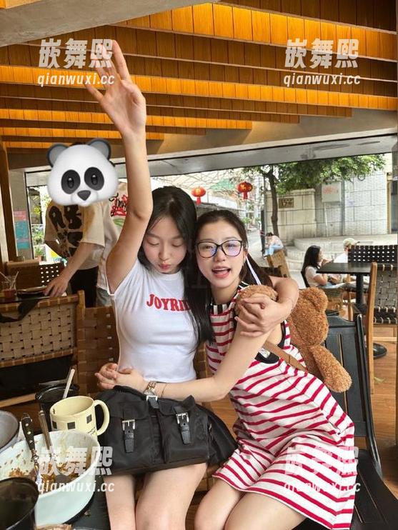 关注51funapp,黑料让人欲罢不能,瓜上瘾了呜呜! 关注51funapp,黑料让人欲罢不能,瓜上瘾了呜呜!