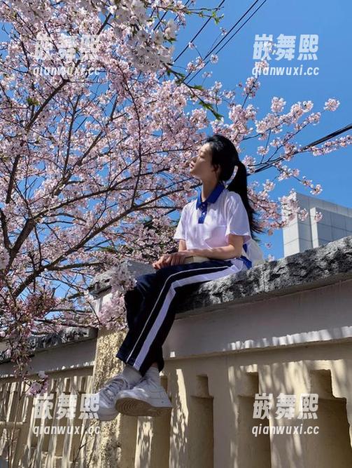 页面的厚度不重要,51吃瓜官网的12页已让我放下手机. 页面的厚度不重要,51吃瓜官网的12页已让我放下手机.