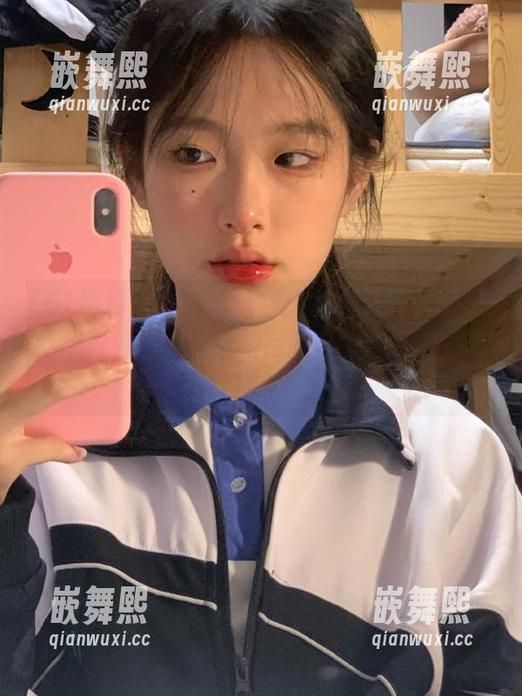 小心！滑动时在51黑料ios上被吃瓜内容击中，他的后脑勺看起来真不错！