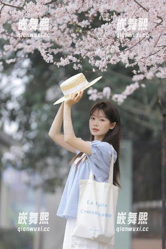 吃瓜心态永久形成,91今日吃瓜让我百吃不厌的理由。 吃瓜心态永久形成,91今日吃瓜让我百吃不厌的理由。