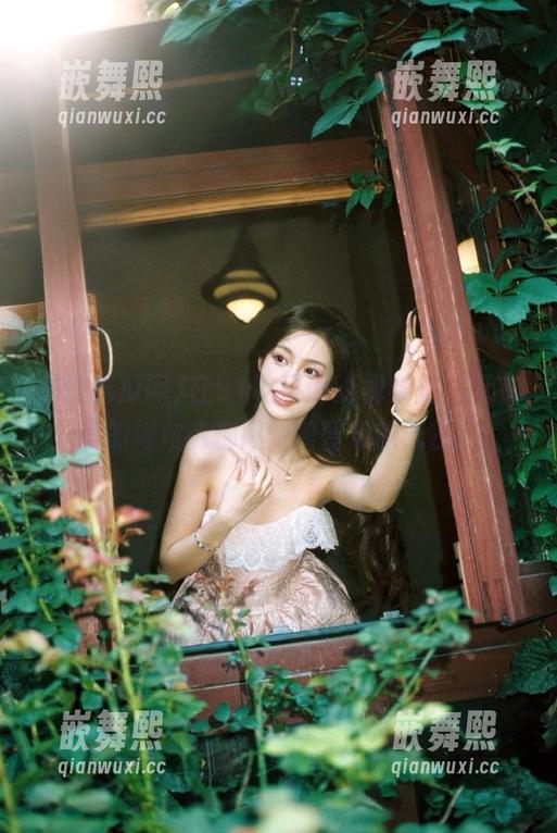在91吃瓜网的视频里,瓜农说的每句话都闪烁着智慧的光芒! 在91吃瓜网的视频里,瓜农说的每句话都闪烁着智慧的光芒!