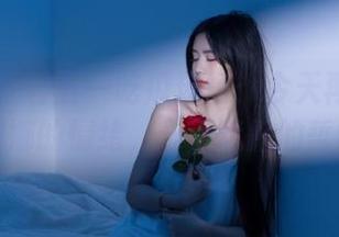 五一吃瓜现场：今天再多吃几口娜娜的情绪，永不迷路的哲学！