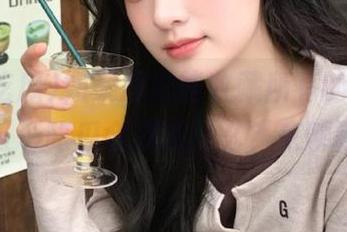 如果娜娜能收藏所有的趣事，五一吃瓜会变成什么？来聊聊