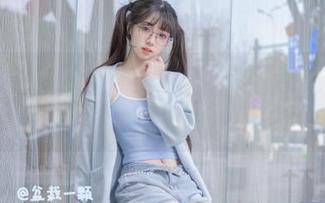 今天的瓜有点甜，五一吃瓜网发布热门吃瓜动态！