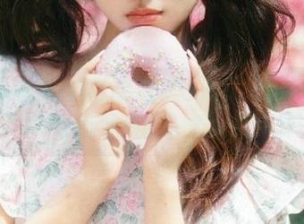 疯狂的点赞狂潮又来了～“吃瓜福利”导航导我出入各大八卦现场！