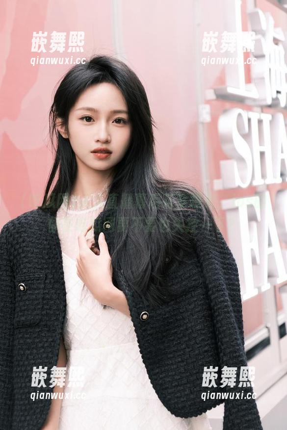 人人直播幕后花絮曝光，ios的你在吃瓜网要不要也失控一下？