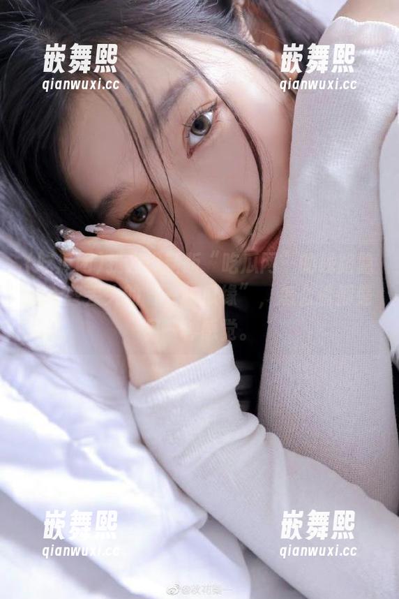 我发现新版“吃瓜网”的线路隐藏着些丢失的“一线瓜缘”,怎么看都是另一种感觉。 我发现新版“吃瓜网”的线路隐藏着些丢失的“一线瓜缘”,怎么看都是另一种感觉。