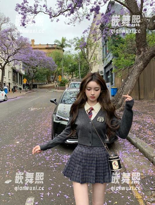 把八卦直达右耳,天天吃瓜网扔掉杂音,听我的没错! 把八卦直达右耳,天天吃瓜网扔掉杂音,听我的没错!
