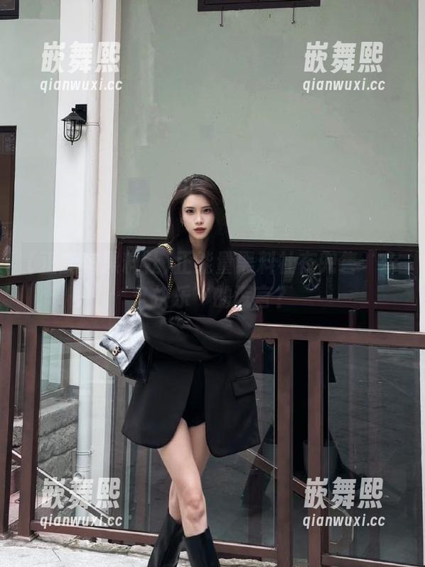 正能量黑料社在兜售‘永久快乐’的谎言？