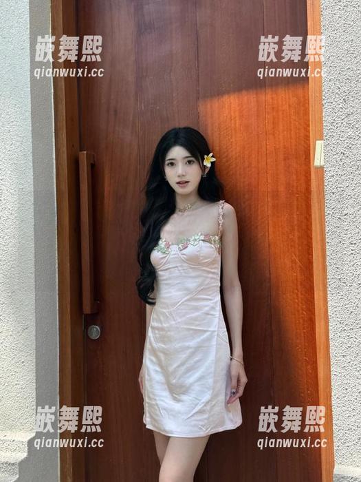 心血来潮，去“zztt49.ccm黑料不打烊”找地址，结果却把我迷得吐了
