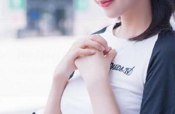 我其实只是想刷一下视频，结果在“heiliao.su黑料不打烊”网站被洗脑了。