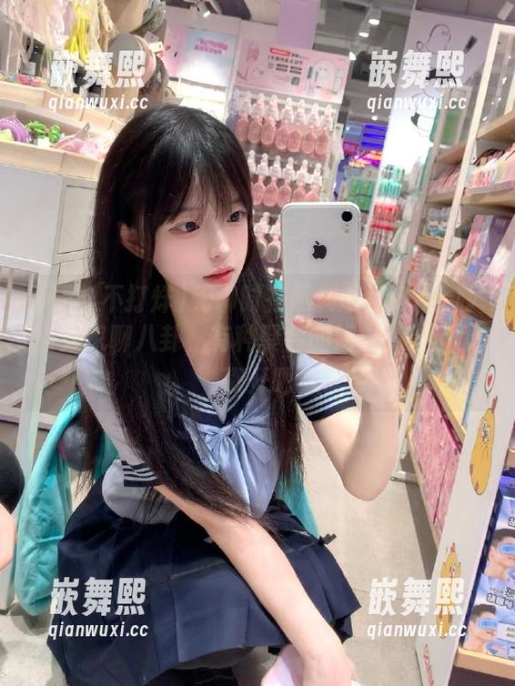 无聊时在黑料不打烊ios版看大家聊八卦,有种聚会的错觉,等下就戳开吧 无聊时在黑料不打烊ios版看大家聊八卦,有种聚会的错觉,等下就戳开吧