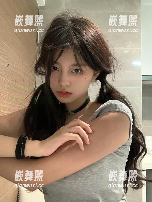 大家在黑料不重样app里分享瓜,就像聚会上说悄悄话,味道还挺好的! 大家在黑料不重样app里分享瓜,就像聚会上说悄悄话,味道还挺好的!