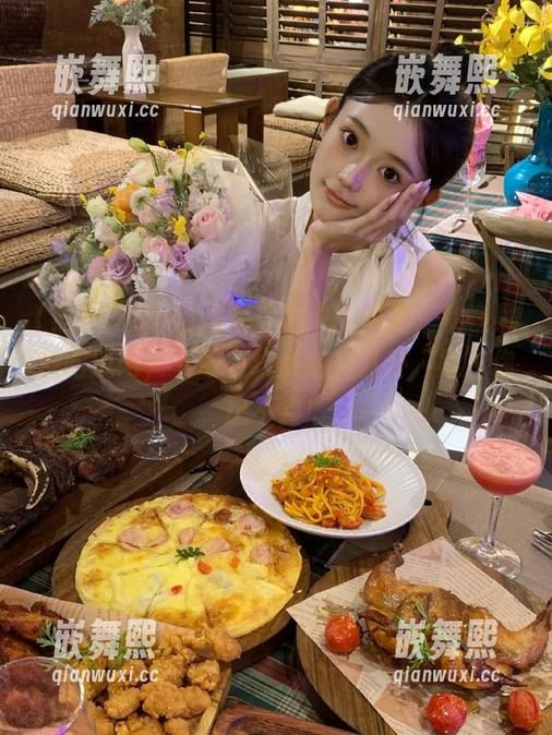 拾起你心中的隐患，就在黑料吃瓜网，下载在线必备，八卦“黑”你想不到！