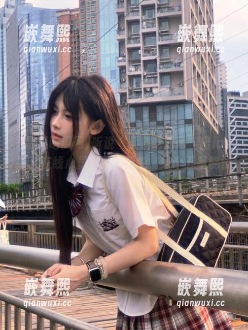 听说“黑料吃瓜网”出ios版,在线心里默默打分中,给个五星能快点更新吗? 听说“黑料吃瓜网”出ios版,在线心里默默打分中,给个五星能快点更新吗?