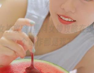黑料女神攻略在线，每一个动作都是戏？