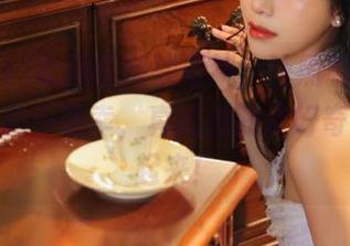 收藏的持续更新，让黑料社变成我生活的小确幸，真能把我这好奇心调动起来！