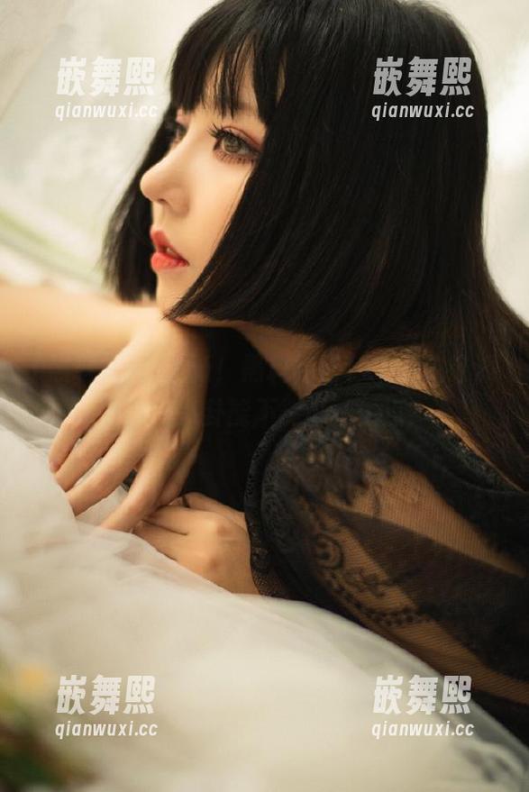 更新！黑料社区12p的先锋派，时尚八卦能不能再狂一点？