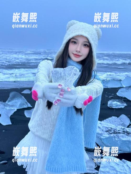 在“黑料网”上下载，看着那个“.”，恍若想到了另一种可能…